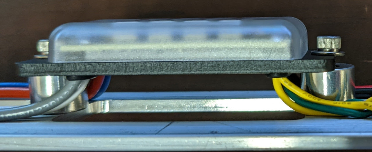 Side view of high-efficiency DC voltage regulator and LED controller